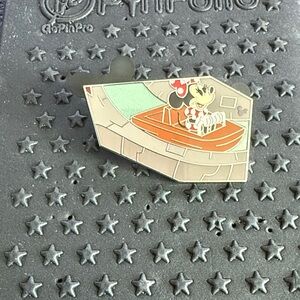 2025 Walt Disney World Pirates Puzzle Mystery Box Pin